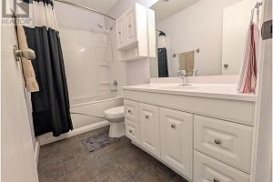 1087 Monterey Court - Photo 23