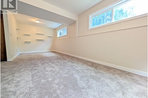 1087 Monterey Court - Photo 25
