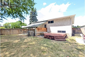1087 Monterey Court - Photo 4