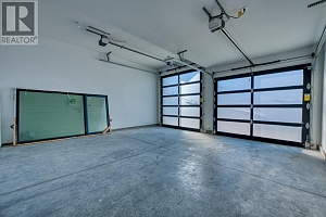 1066 Emslie Street - Photo 19