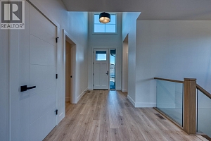 1066 Emslie Street - Photo 20