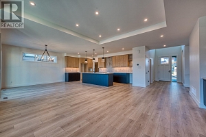 1066 Emslie Street - Photo 35