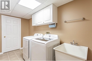 2675 Pine Avenue Unit# 4 - Photo 29