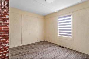 307 33 Highway E - Photo 12