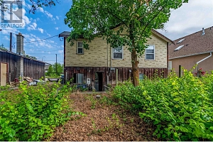307 33 Highway E - Photo 4