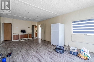 307 33 Highway E - Photo 9