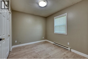 859 Lawson Avenue - Photo 17