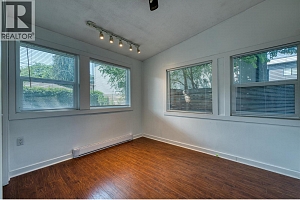 859 Lawson Avenue - Photo 27