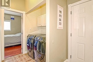 7271 Dunwaters Road - Photo 39