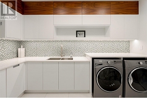 2469 Thacker Drive - Photo 72