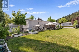 1525 Westside Road S Unit# 54 - Photo 20