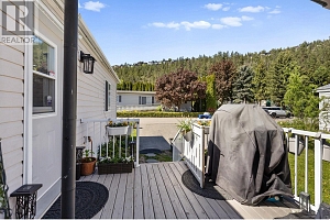 1525 Westside Road S Unit# 54 - Photo 3