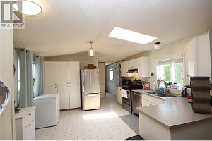 1525 Westside Road S Unit# 54 - Photo 6