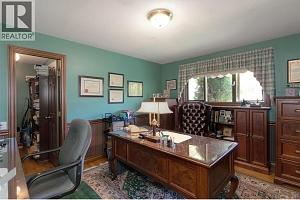 761 Siwash Court - Photo 30