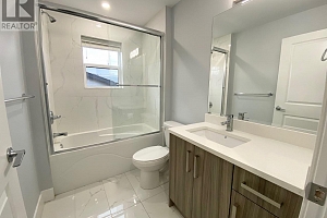 722 Coopland Crescent Unit# 2 - Photo 4