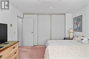 555 Rowcliffe Avenue Unit# 204 - Photo 11