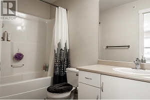 1481 Glenmore Road N Unit# 301 - Photo 11