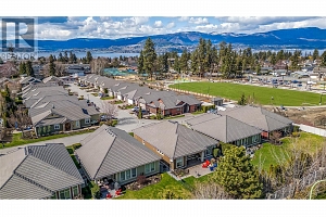 4450 GORDON Drive Unit# 105 - Photo 33