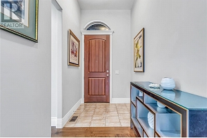 4450 GORDON Drive Unit# 105 - Photo 4