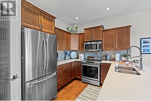 2140 Serrento Lane - Photo 10