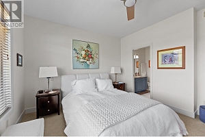 2140 Serrento Lane - Photo 20