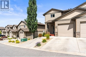 933 Mount Robson Place Unit# 10 - Photo 5