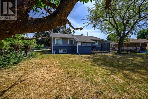 1903 29 Crescent - Photo 11