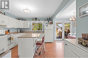 2270 Wilson Avenue - Photo 15
