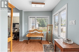 2270 Wilson Avenue - Photo 9