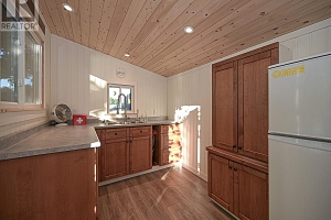 7998 Okanagan Landing Road - Photo 12