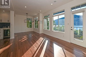 7998 Okanagan Landing Road - Photo 31