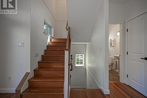 7998 Okanagan Landing Road - Photo 52