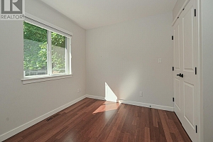 7998 Okanagan Landing Road - Photo 59