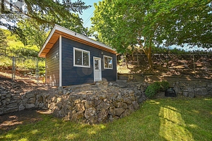 7998 Okanagan Landing Road - Photo 72