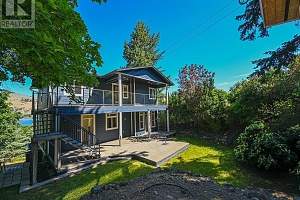 7998 Okanagan Landing Road - Photo 76