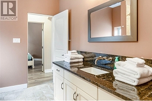 1029 Longacre Place - Photo 29