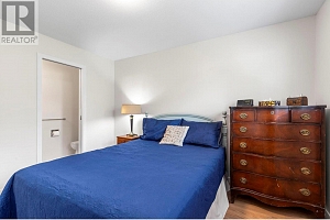 3414 Logan Court - Photo 15