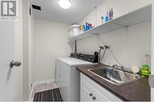 3414 Logan Court - Photo 30