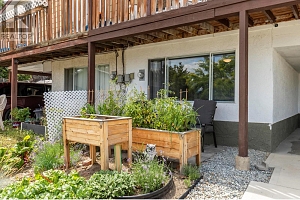 3414 Logan Court - Photo 4