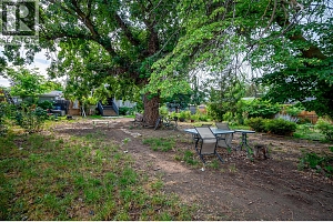 988 Glengarry Street - Photo 14