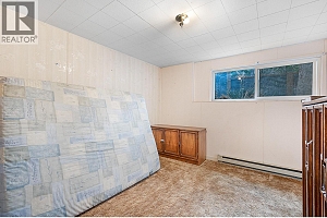 988 Glengarry Street - Photo 36