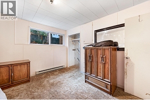 988 Glengarry Street - Photo 37