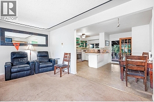 988 Glengarry Street - Photo 4