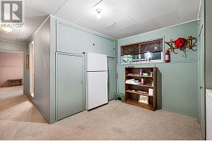 988 Glengarry Street - Photo 41