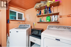 988 Glengarry Street - Photo 43