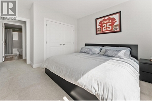 2363 Hawks Boulevard - Photo 26