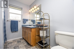 9050 Kalamalka Road - Photo 26