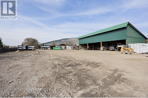 9050 Kalamalka Road - Photo 60