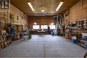 9050 Kalamalka Road - Photo 66