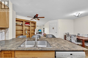 135 Ziprick Road Unit# 409 - Photo 12